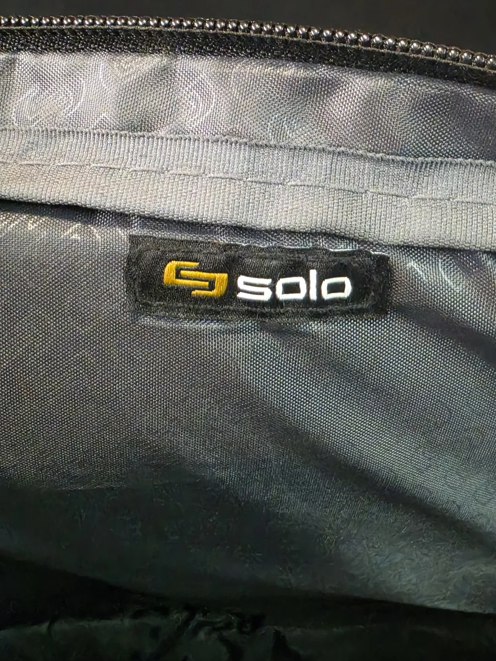 Solo Black Laptop Messenger Bag Briefcase Shoulder Bag Padded Work Travel 15